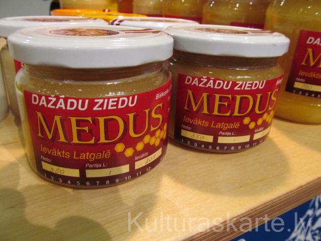 Biškopības saimniecības "Silaunieki" produkcija